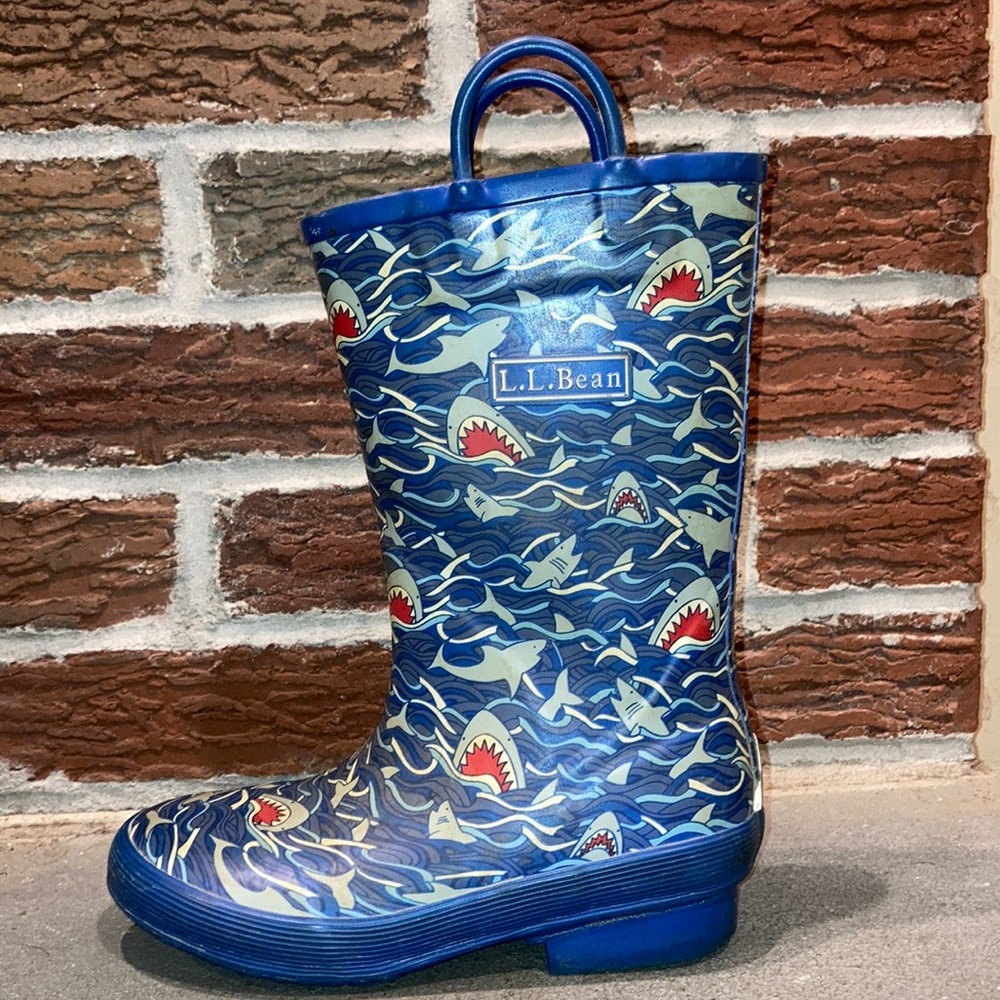 L.L. Bean Kids' Puddle Stompers Shark Rain Boots